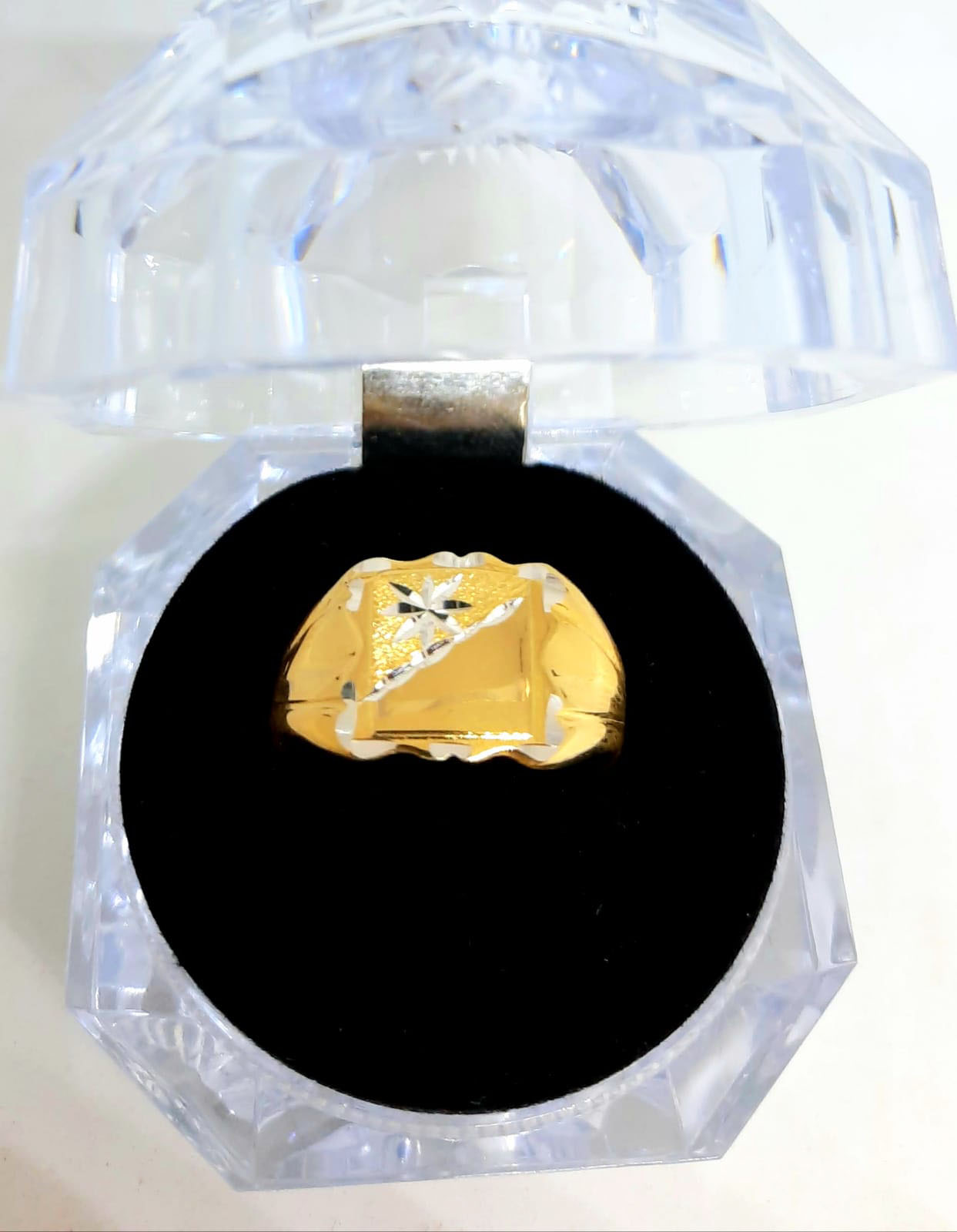 Gold Gent Ring